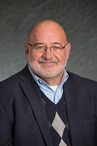 Headshot of instructor Robert Garrie